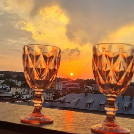 Pitesti Sunset View Екстериор снимка